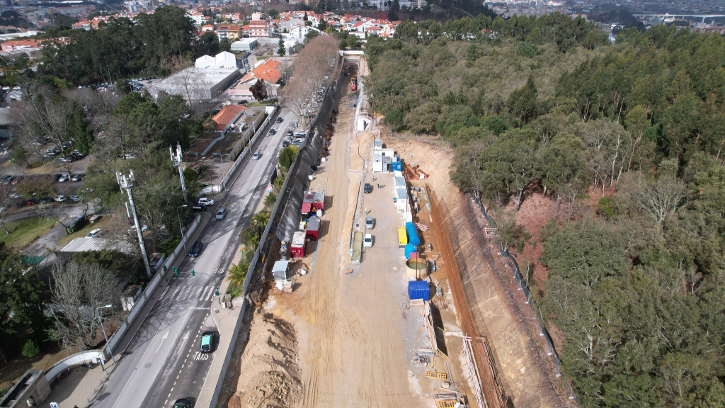 Linha Amarela