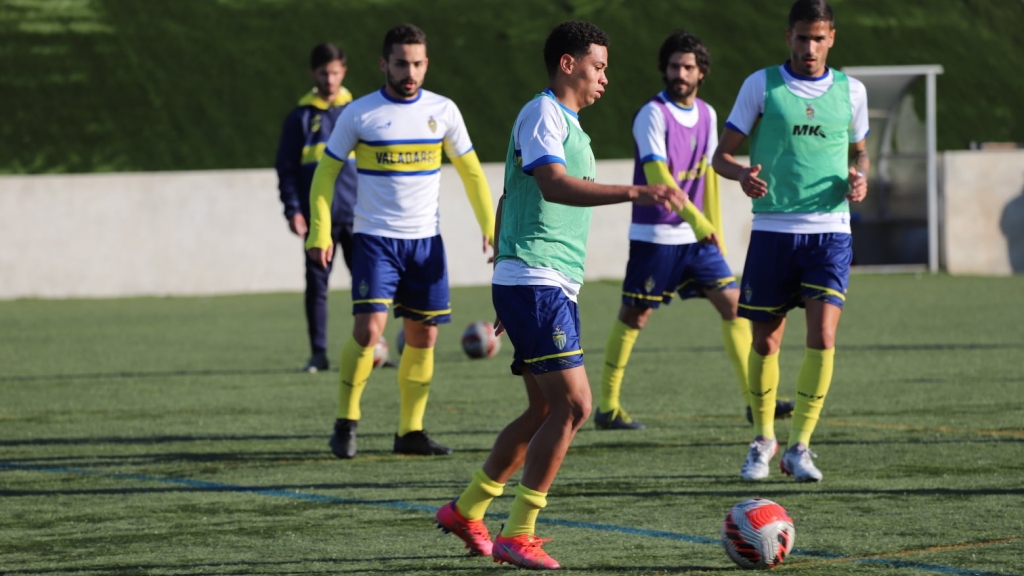 Panin apontou o segundo golo do Valadares e confirmou a vitória