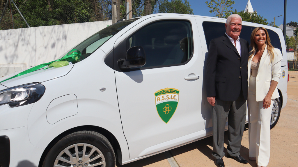 O presidente Joaquim Seara com a madrinha Sónia Araújo