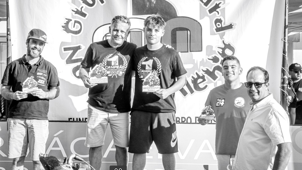David Dias, de 15 anos, festejou título nacional de Mini Supermoto