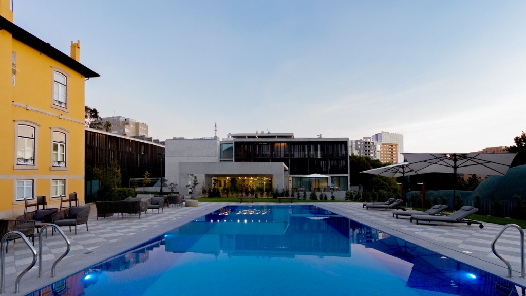 Boeira Garden Hotel veste-se a rigor para o Hallowween