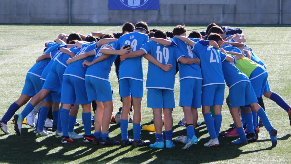 Iniciados do Canelas são líderes 100% vitoriosos na Série 1 da II Distrital.