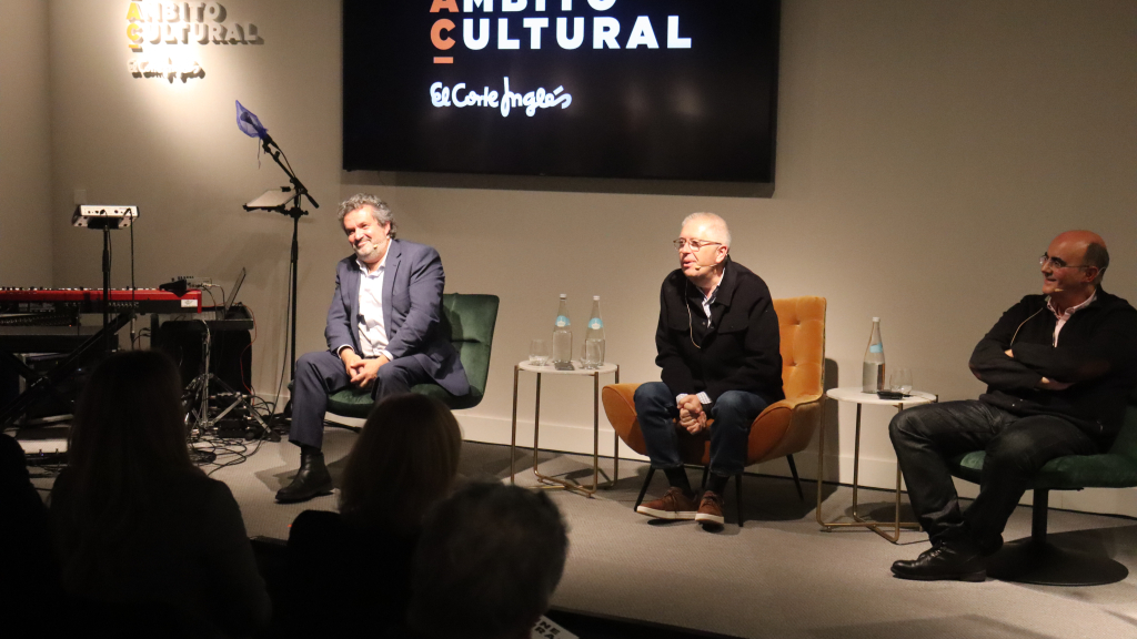 Conversa entre Joel Cleto, Mário Augusto e José Costa abriu sessão.